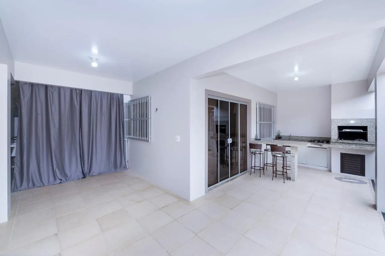 Casa A 80M Da Praia Bombinhas